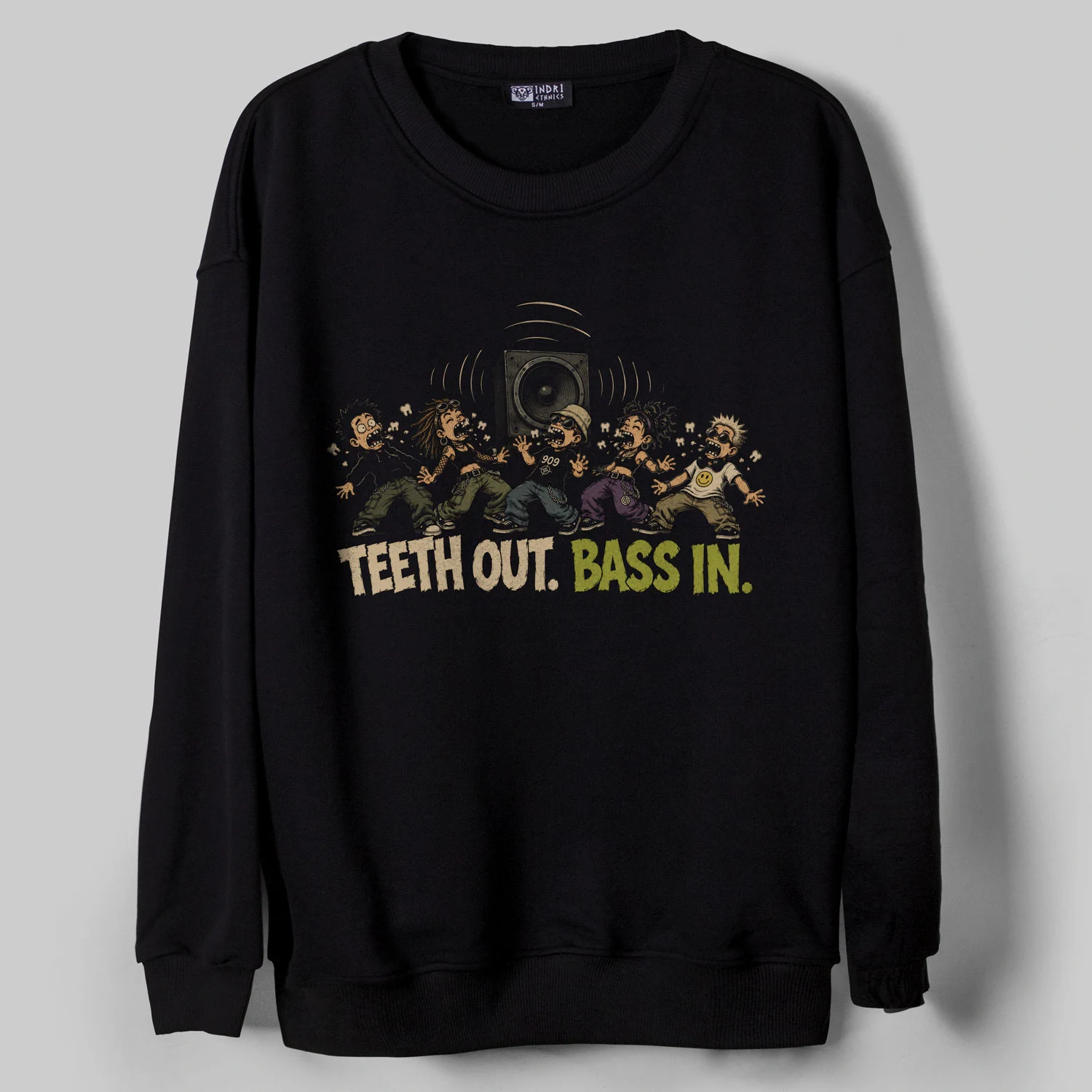 Teeth Out Bass In Oversize Sweatshirt